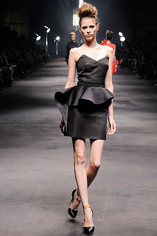 I love Paris and this dress by Lanvin. 