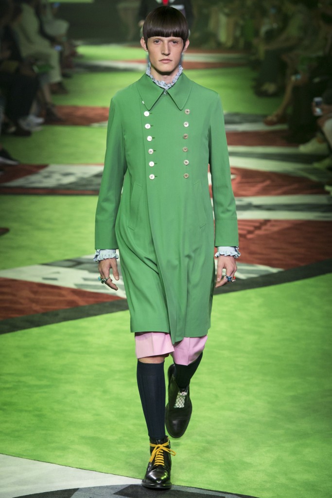 Gucci Spring 17 has done the Maznie Report a huge favor. Thank You Alessando Michele.