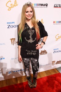If this is what Avril Lavigne wears to the launch of her new clothing line, somebody dress me in Kardashian Kollection.....fast.