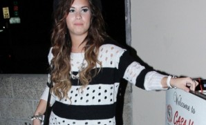 Demi-Lovato, not-best-dressed-list