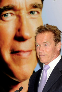I am giving Arnold Schwarzenegger the Not Best Tressed Award. What's up with his hair?